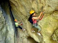 la via ferrata du thaurac au nord de montpellier &copy; office des moniteurs gignac