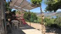 Mas du LAC terrasse &copy;Martine_Servat