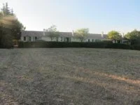 Vue arri&egrave;re des g&icirc;tes. &copy; G&icirc;tes de France