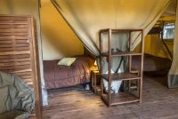 Camping_Lac_du_Salagou_4 &copy;Vidalenq